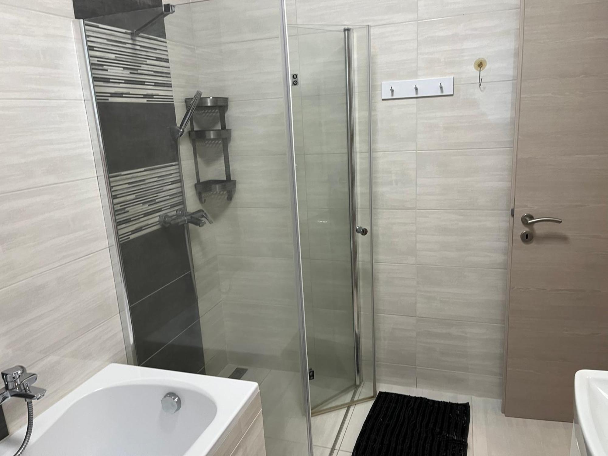 Brookforest Belvarosi Apartman 德布勒森 外观 照片